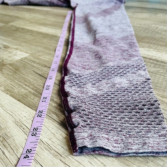 PINK Victoria’s Secret Seamless Pink Heather Athletic Leggings Small - Picture 7 of 8